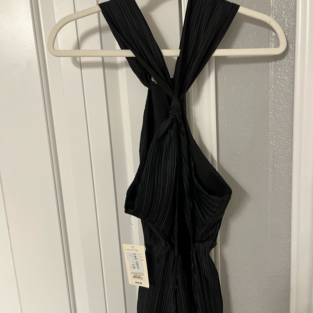a new day Black Halter Open Back Pleated Maxi Dress with Twist Neck - Picture 7 of 8